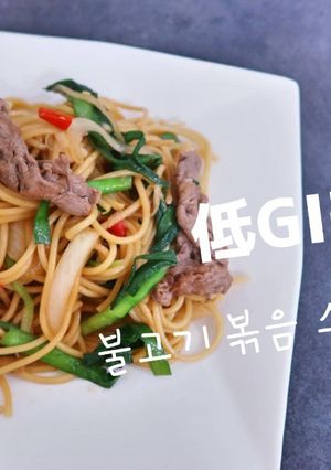 牛肉炒義大利麵Beef Fried Spaghetti 的食譜成品照片