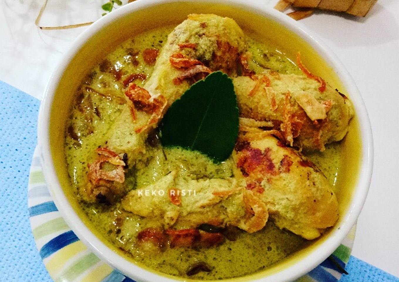 Opor Ayam Panggang Jepara