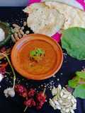 Brotes de frijol en mole amarillo (Yua Yucucichi Ntutia)
