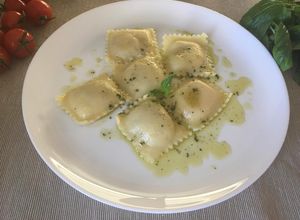 Foto principal de Raviolis frescos 🧅🌱🧀🍏🍅 🥠