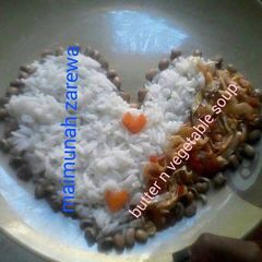 A picture of Butter vegetables soup.