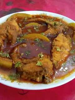 শাতকরা দিয়ে মাছ রান্না রেসিপির প্রধান ছবি