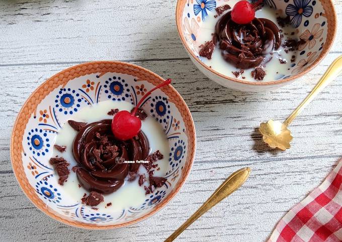 Resep Puding susu coklat enak banget oleh Mama fathan - Cookpad