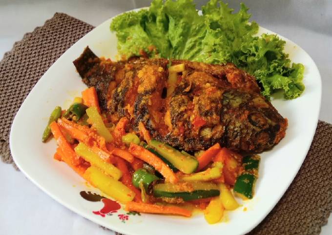 Resep Pesmol Ikan Mujair/Nila Oleh Setya N - Cookpad