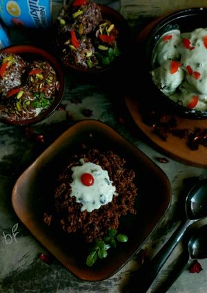 পেস্তা ফ্রোকা (pistachio frozen curd recipe in bengali) রেসিপির প্রধান ছবি