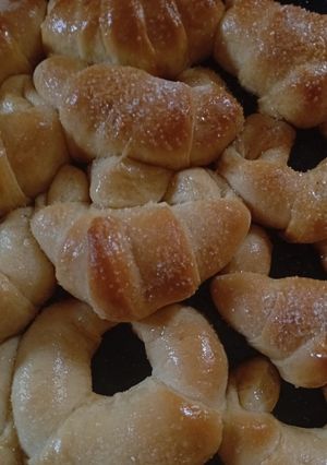 Una foto de Medialunas dulces, sin manteca
