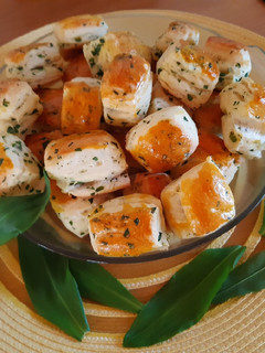 Medvehagymás pogácsa recept fotója
