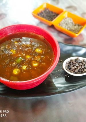 A picture of Vegetable corn paper soup.