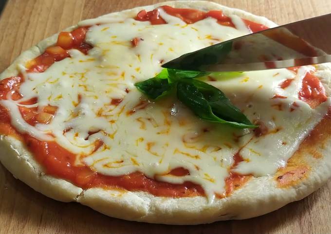 Pizza al sartén, sin y sin levadura Receta de Rodrigo Colombo - Cookpad