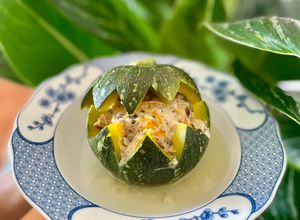 Hình của món Bí đỏ non hấp tôm thịt 🥩 🦐.