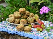 Una foto de scones con polvo de hornear