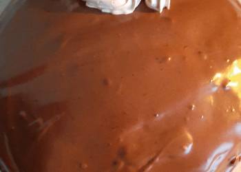 How to Make Yummy Chocolate ganash cake