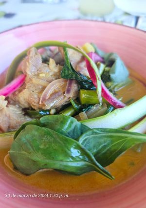 Una foto de Presa ibérica en salsa de curry rojo