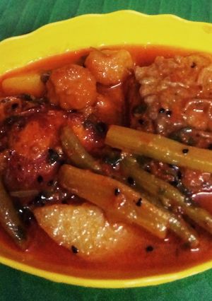 মাছের পাতলা ঝোল (maacher patla jhol recipe in Bengali) রেসিপির প্রধান ছবি