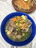 Sup iga sapi dengan sambal tomat segar