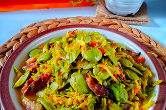 Resep Tumis bunga pepaya &amp; ikan asap, Lezat Sekali