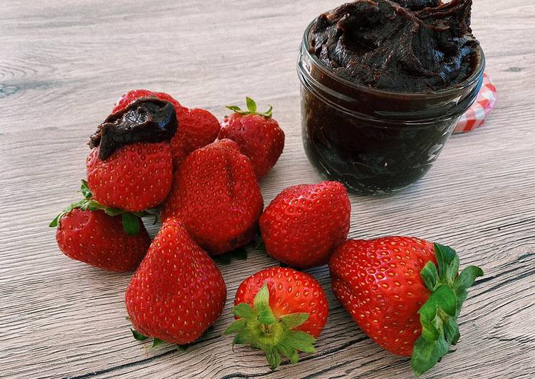 Homemade vegan Nutella♥�