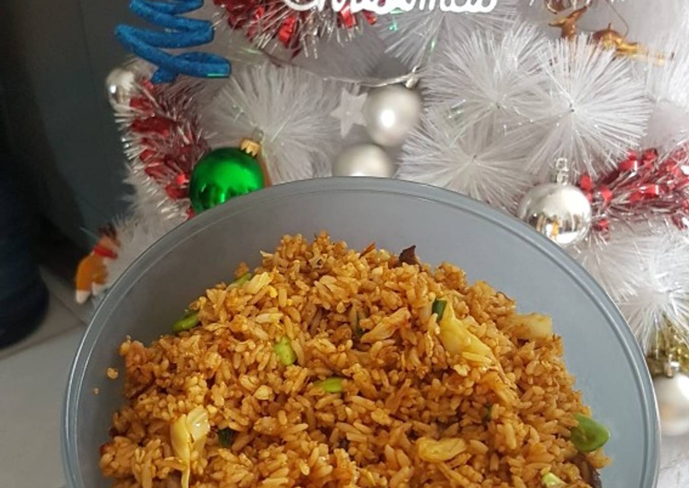 Nasi goreng tongseng