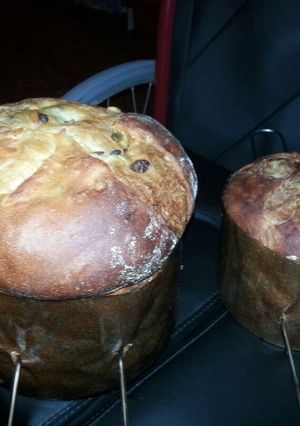 Una foto de Panettone blanco y negro