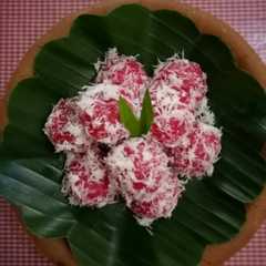 Klepon isi gula merah রেসিপির প্রধান ছবি