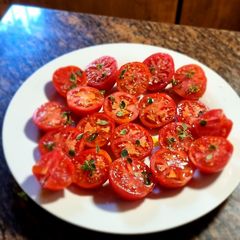A picture of Organic tomato salad.