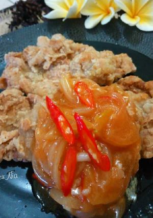 Foto resep Kulit Ayam Crispy Siram Saus