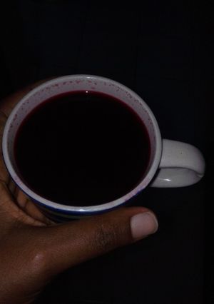 A picture of Mango and orange flavored zobo.