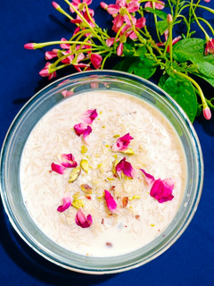 सेवई खीर (Sevai kheer recipe in hindi) रेसिपी मुख्य फोटो