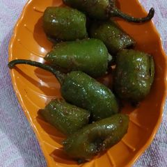 A picture of Green chilli pickle.