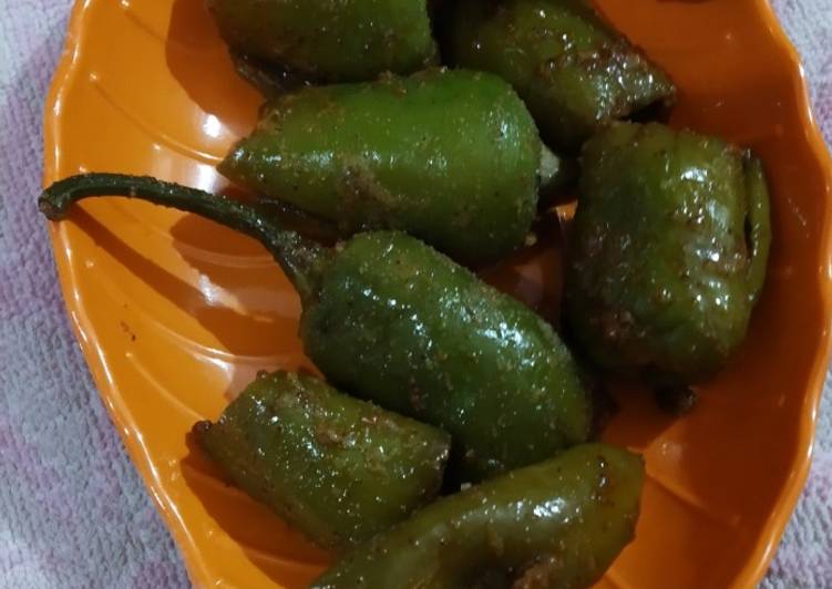 Steps to Make Perfect Green chilli pickle