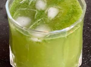 Smoothie glass Recipe by Priyanka Varshney (@adivaans_delicacy) - Cookpad