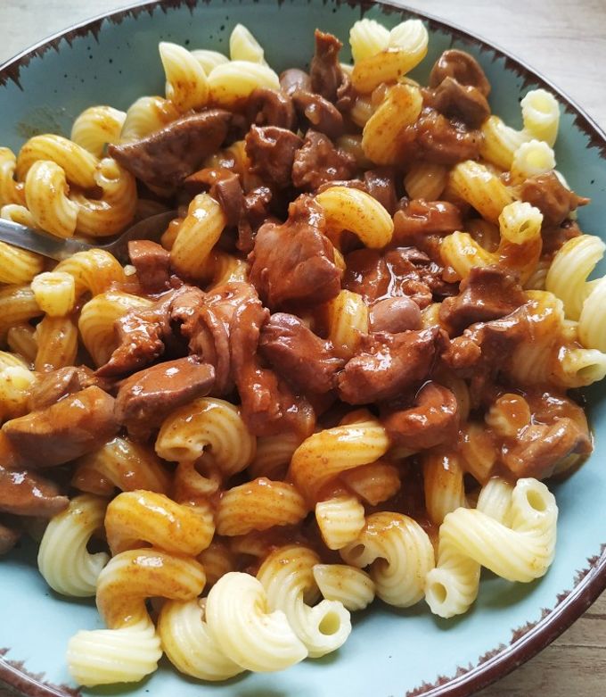 Pörkölt csibe májjal és szívvel recept fotója