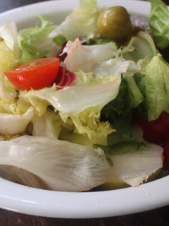 Una foto de Ensalada de peras y cherry