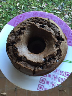 Una foto de Budín de chocolate, café y chips🍫