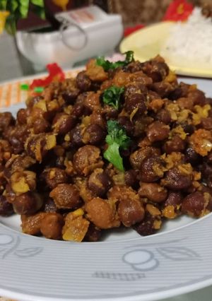A picture of Black Choley.