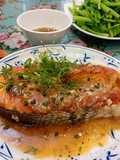 Cá hồi sốt chanh leo