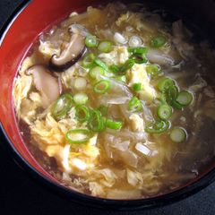 A picture of Snow Fungus & Egg Soup.