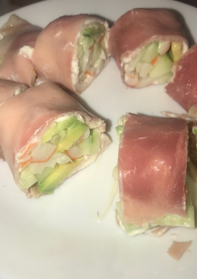Una foto de Rollitos de Jamón (falso sushi)