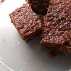 A picture of Banana cake.