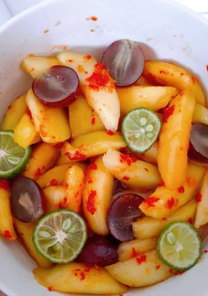 Foto resep Asinan Mangga Muda + Anggur