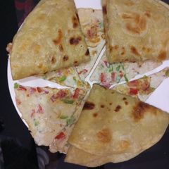 A picture of Multi-layered chapatis.