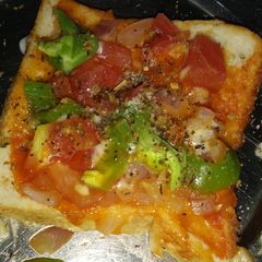 A picture of Bread pizza.