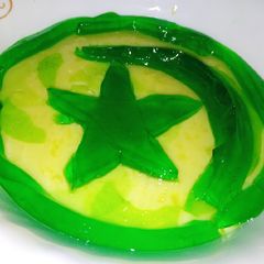 A picture of Chand Sitara jelly custard,.