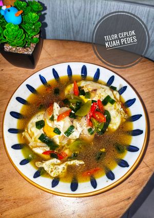 Foto resep Telor Ceplok Kuah Pedes