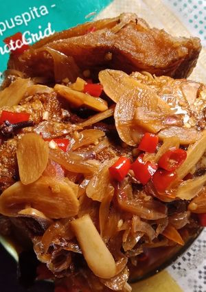 Foto resep Ikan masak kecap 😍