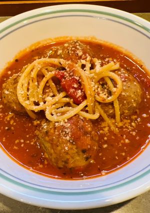 A picture of Quick Italian Meatball Soup with Spaghetti.