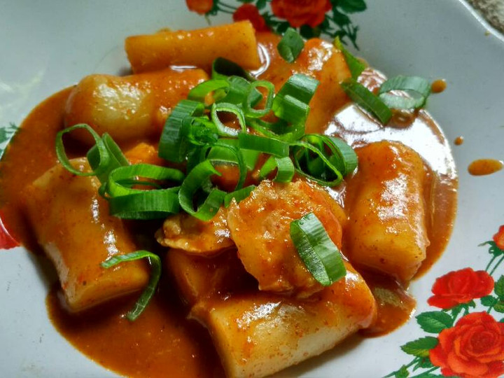 Langkah Mudah untuk Membuat Homemade Tteokbokki (Tobokki, Topokki) (Resep by Yackikuka) Anti Gagal