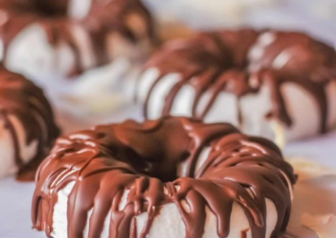 Donuts de coco helados