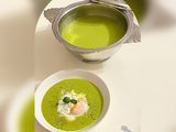 Velouté de petits pois à la ricotta et au basilic