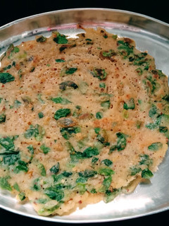 அசத்தலான முருங்கைக்கீரை அடை தோசை செய்முறை முக்கிய புகைப்படம்